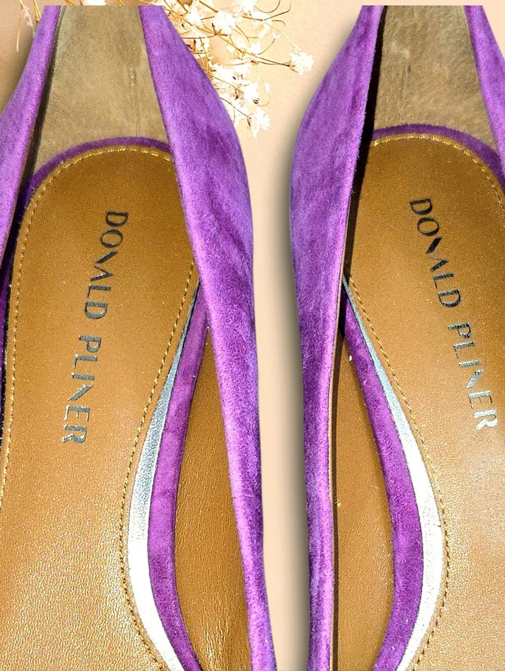 Donald Pliner Suzette Purple Suede Pointed Toe Block Heel Pumps Sz 9.5 - Picture 8 of 8